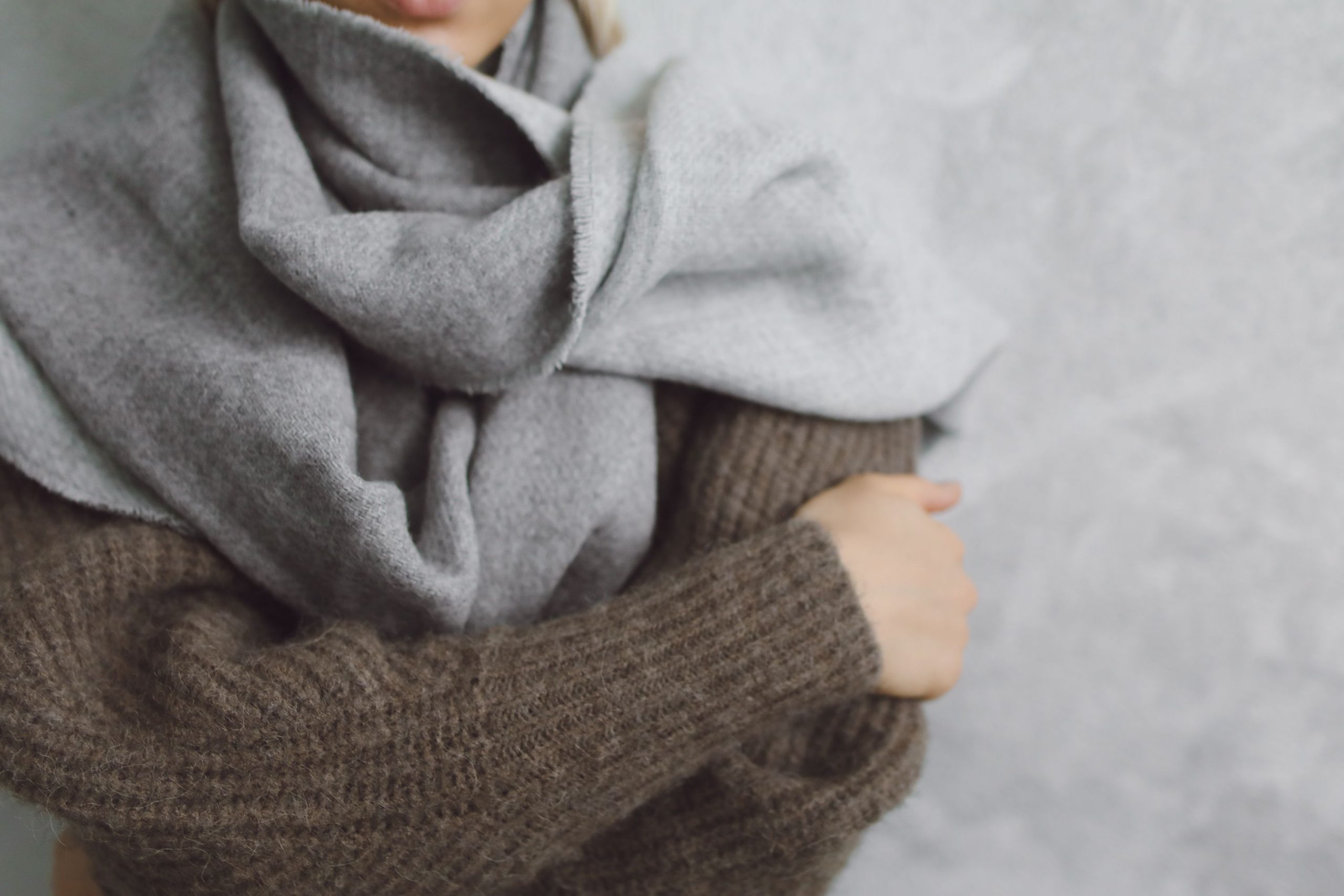 Comment choisir écharpe laine femme hiver