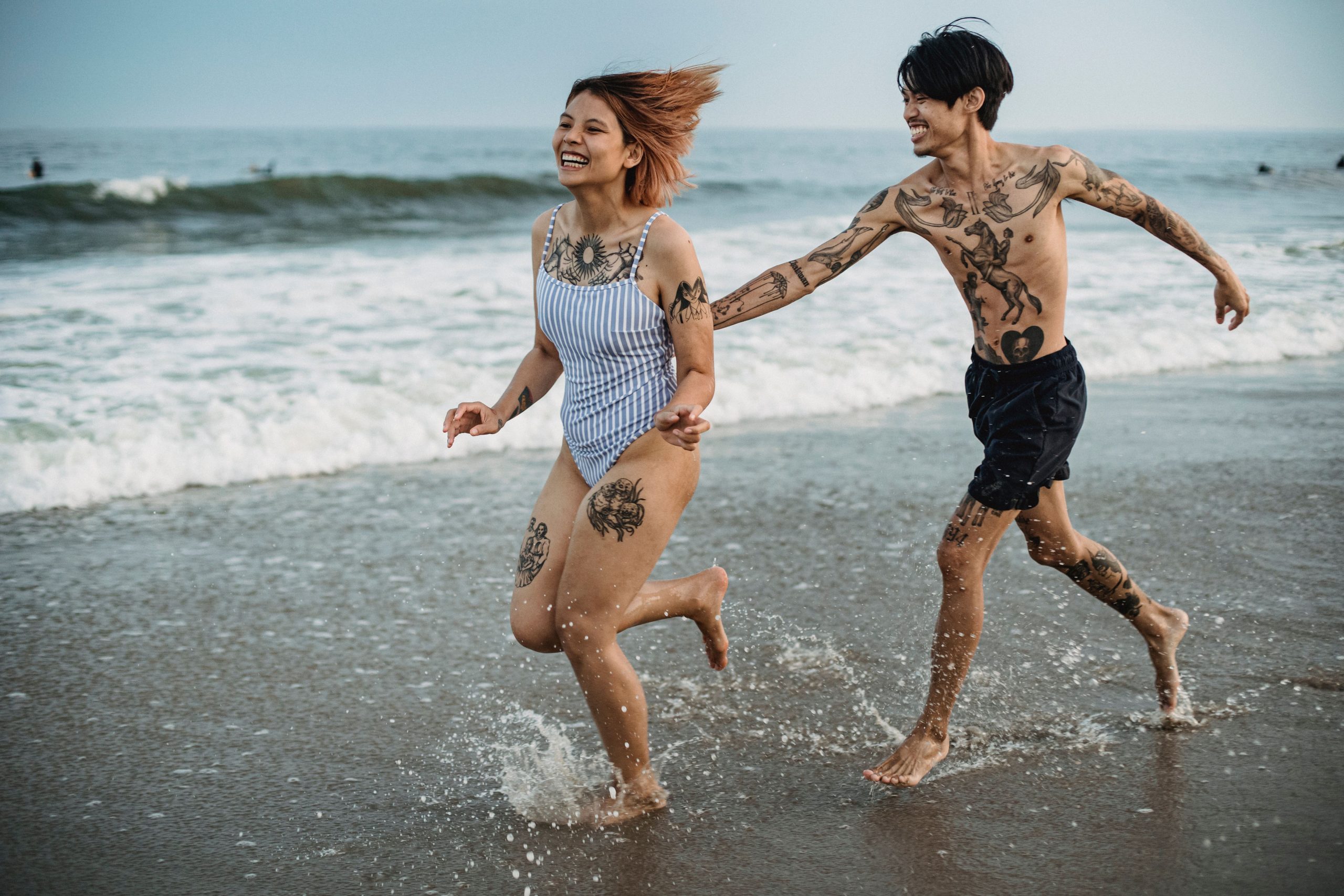 Activités plage en couple