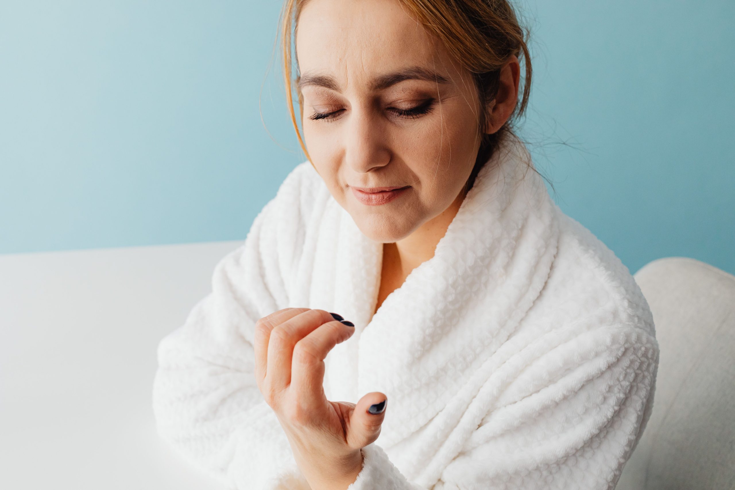 Réaction allergique au vernis semi-permanent