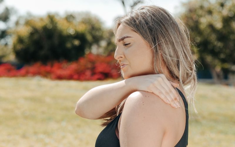 Comment soulager la douleur à l&rsquo;épaule après une cœlioscopie ?